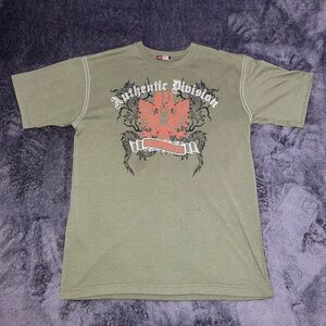 B21 Men’s Olive Green Graphic Tee